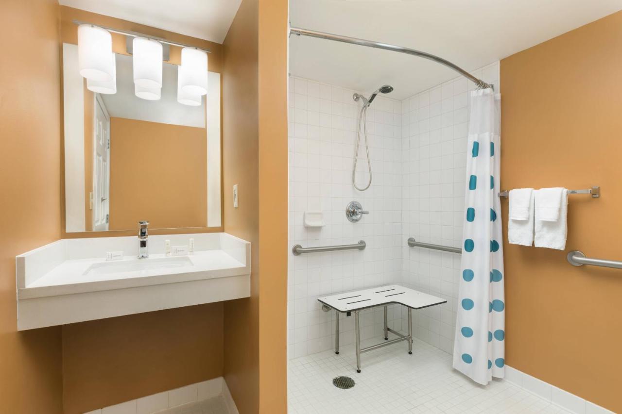 Mainstay Suites Mt Laurel - Philadelphia Mount Laurel Bagian luar foto