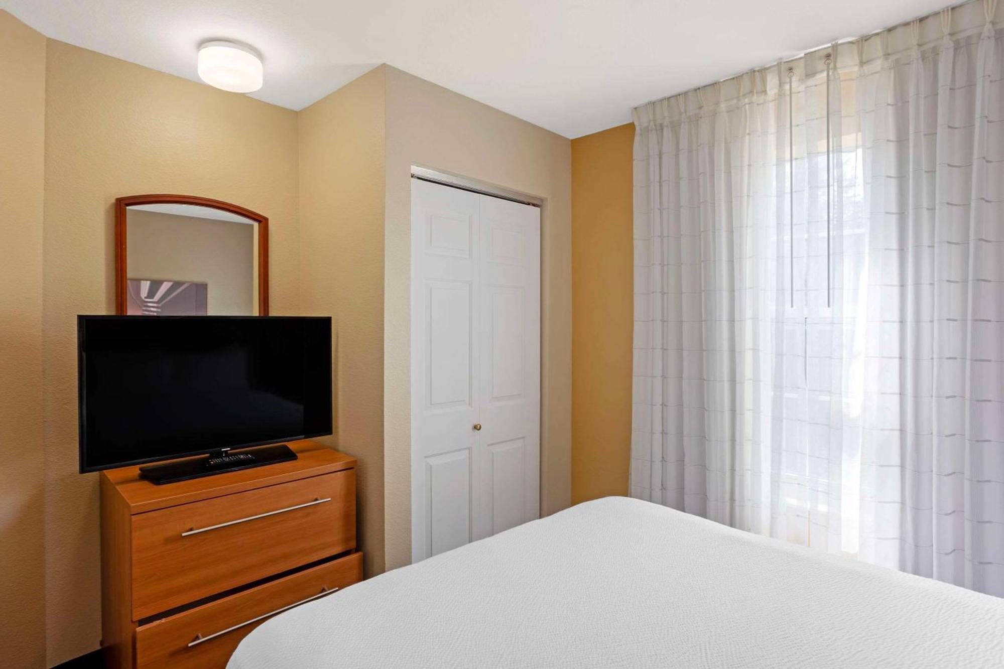 Mainstay Suites Mt Laurel - Philadelphia Mount Laurel Bagian luar foto