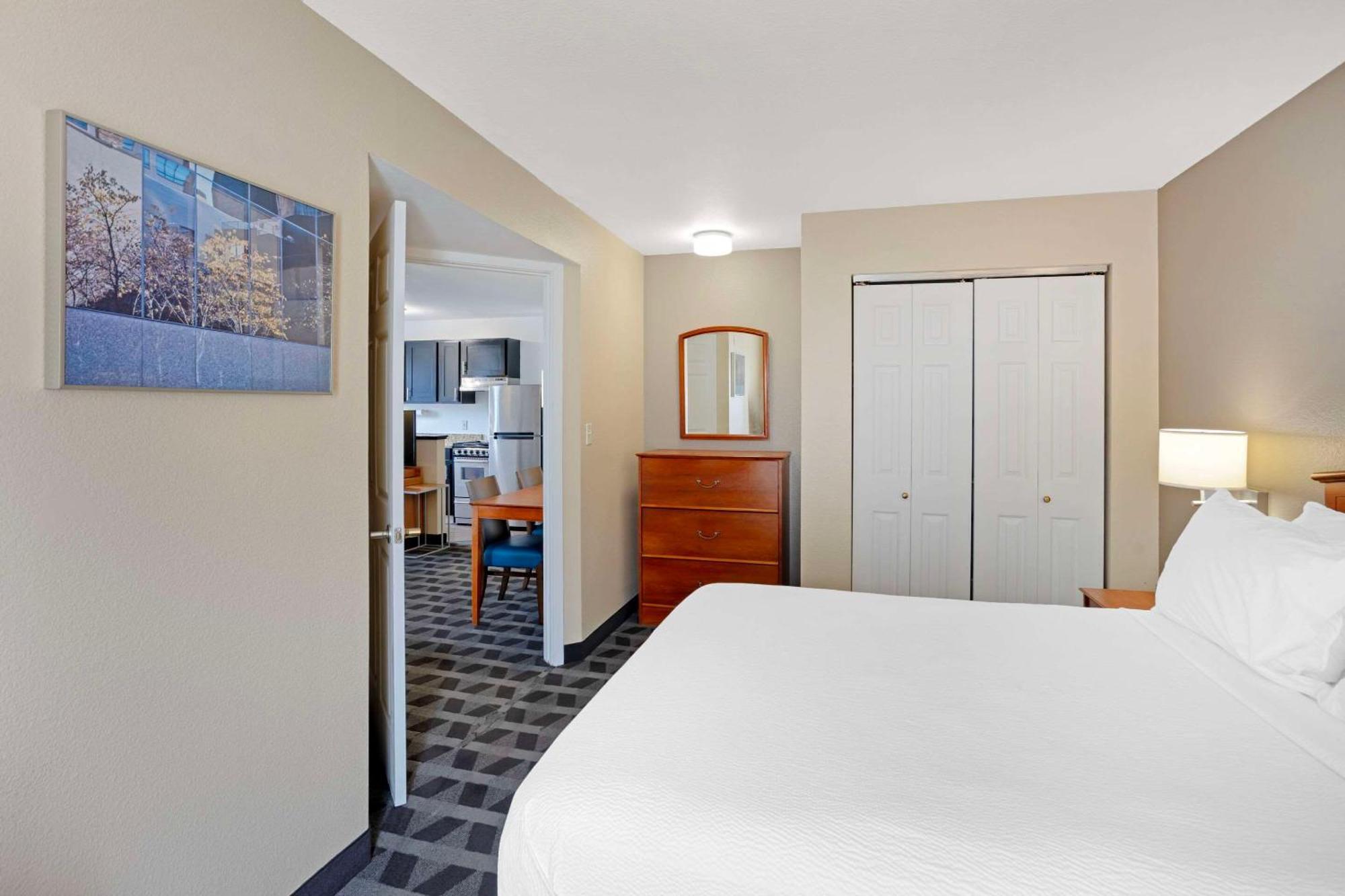 Mainstay Suites Mt Laurel - Philadelphia Mount Laurel Bagian luar foto