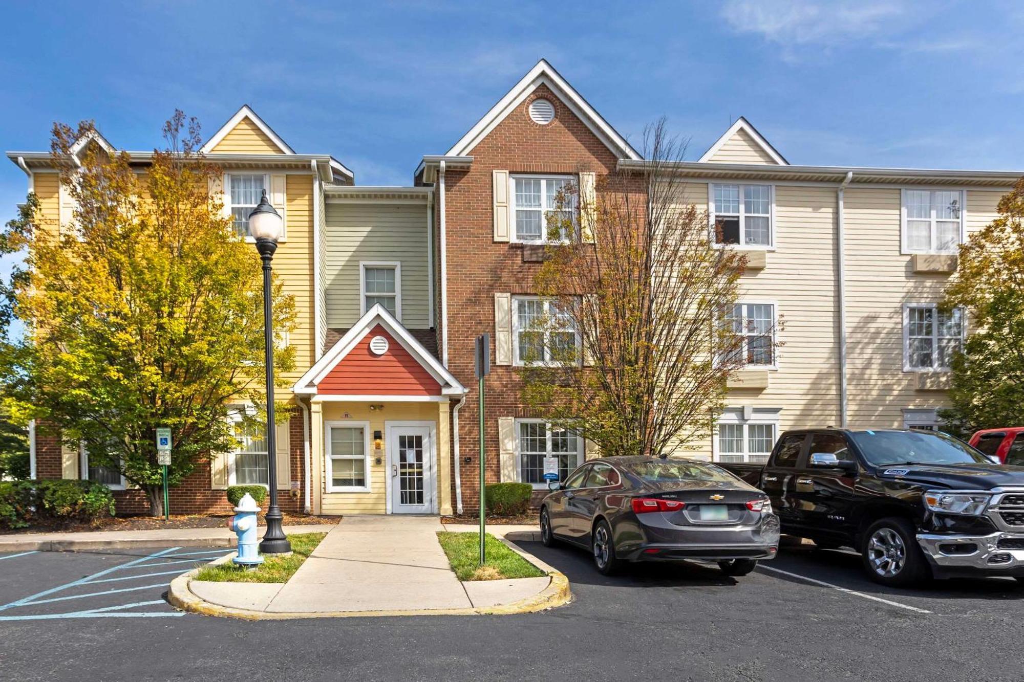 Mainstay Suites Mt Laurel - Philadelphia Mount Laurel Bagian luar foto