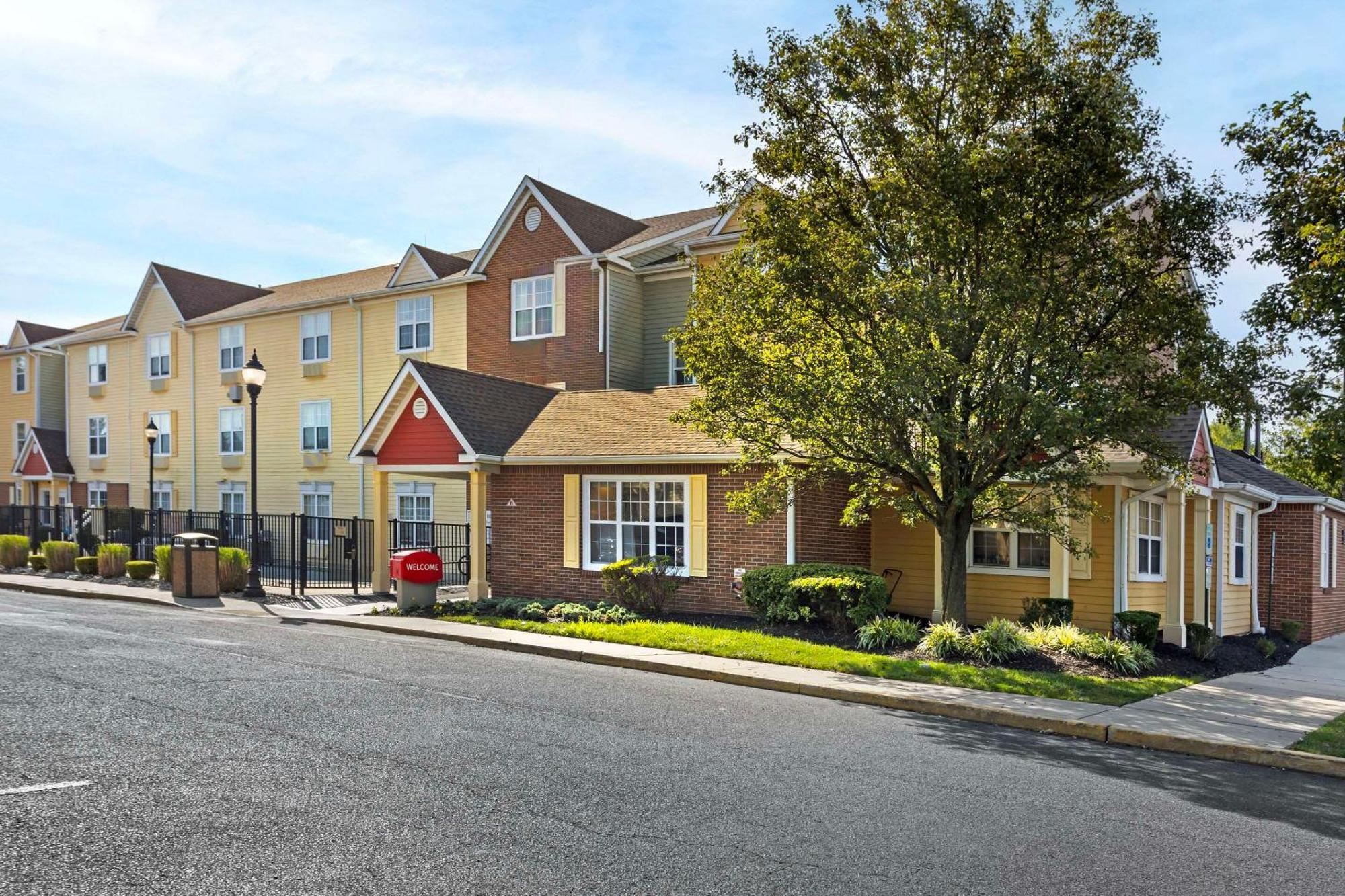 Mainstay Suites Mt Laurel - Philadelphia Mount Laurel Bagian luar foto